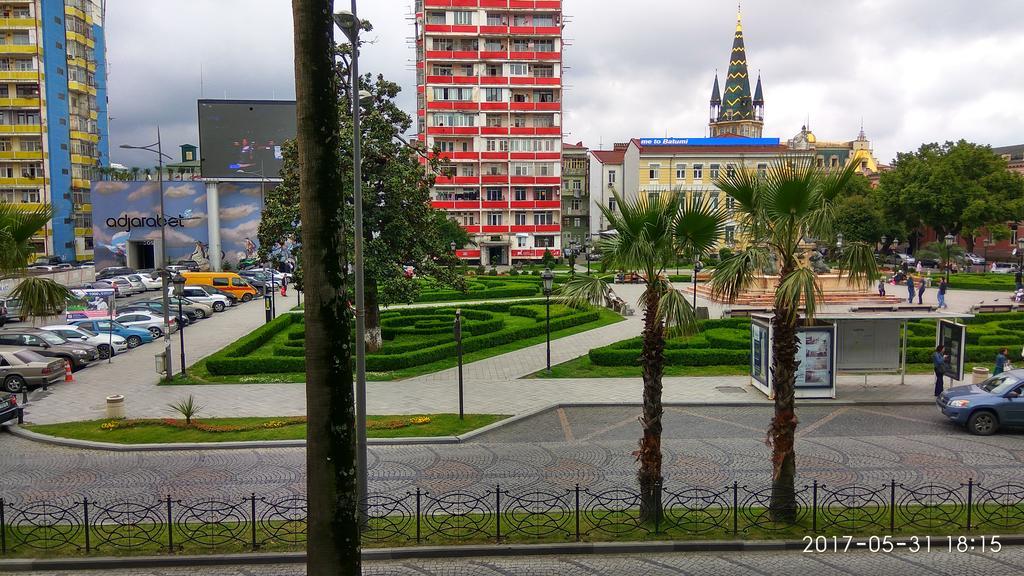 Apartment Eteri Batumi Exterior foto