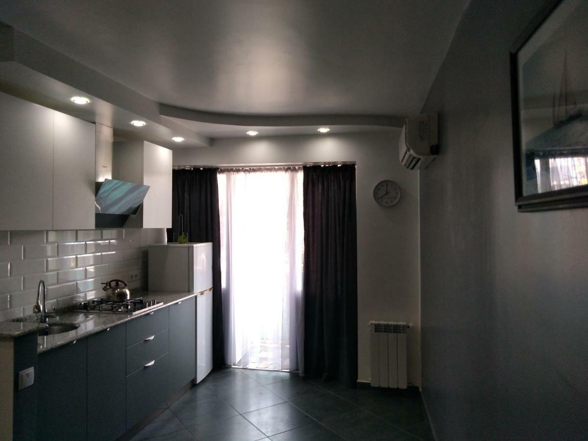 Apartment Eteri Batumi Exterior foto