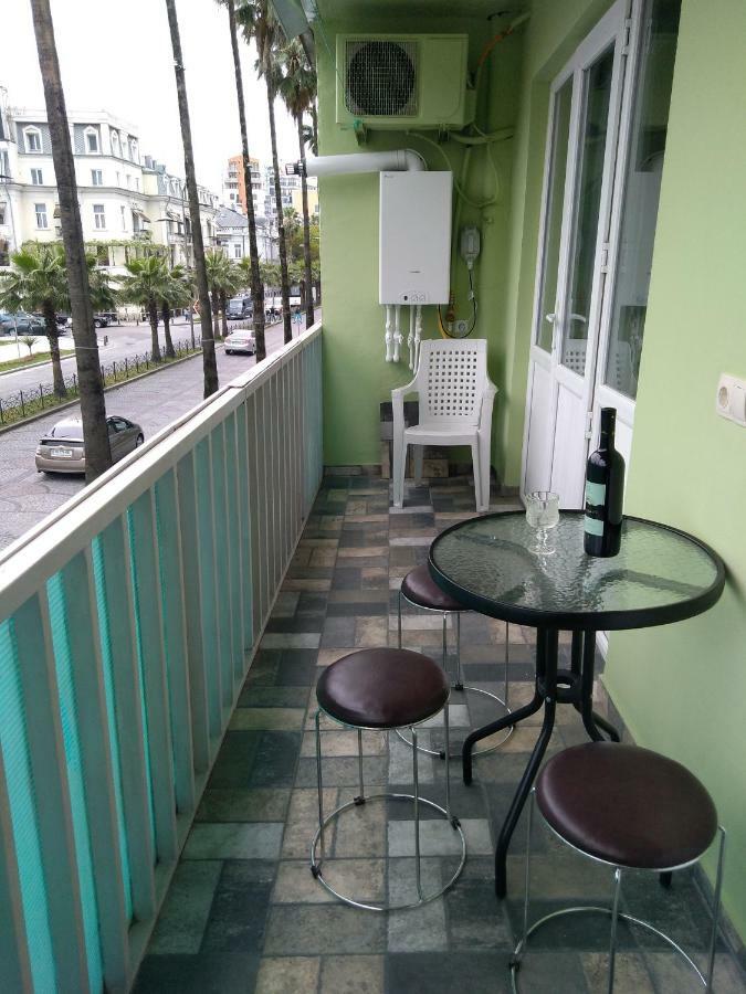 Apartment Eteri Batumi Exterior foto